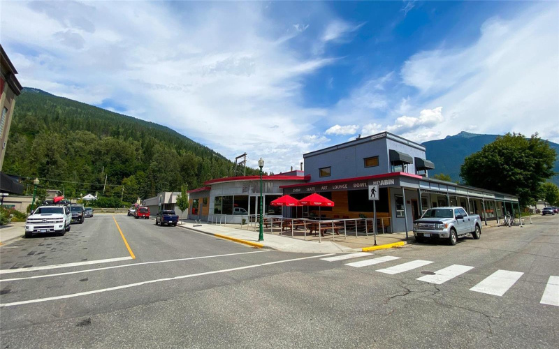 200 First Street, Revelstoke, British Columbia V0E2S0, ,Business,For Sale,First,10213587