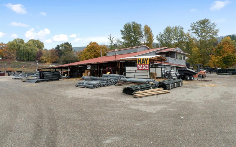 7885 Highway 97, Vernon, British Columbia V1B3R9, ,Business,For Sale,Highway 97,10244169